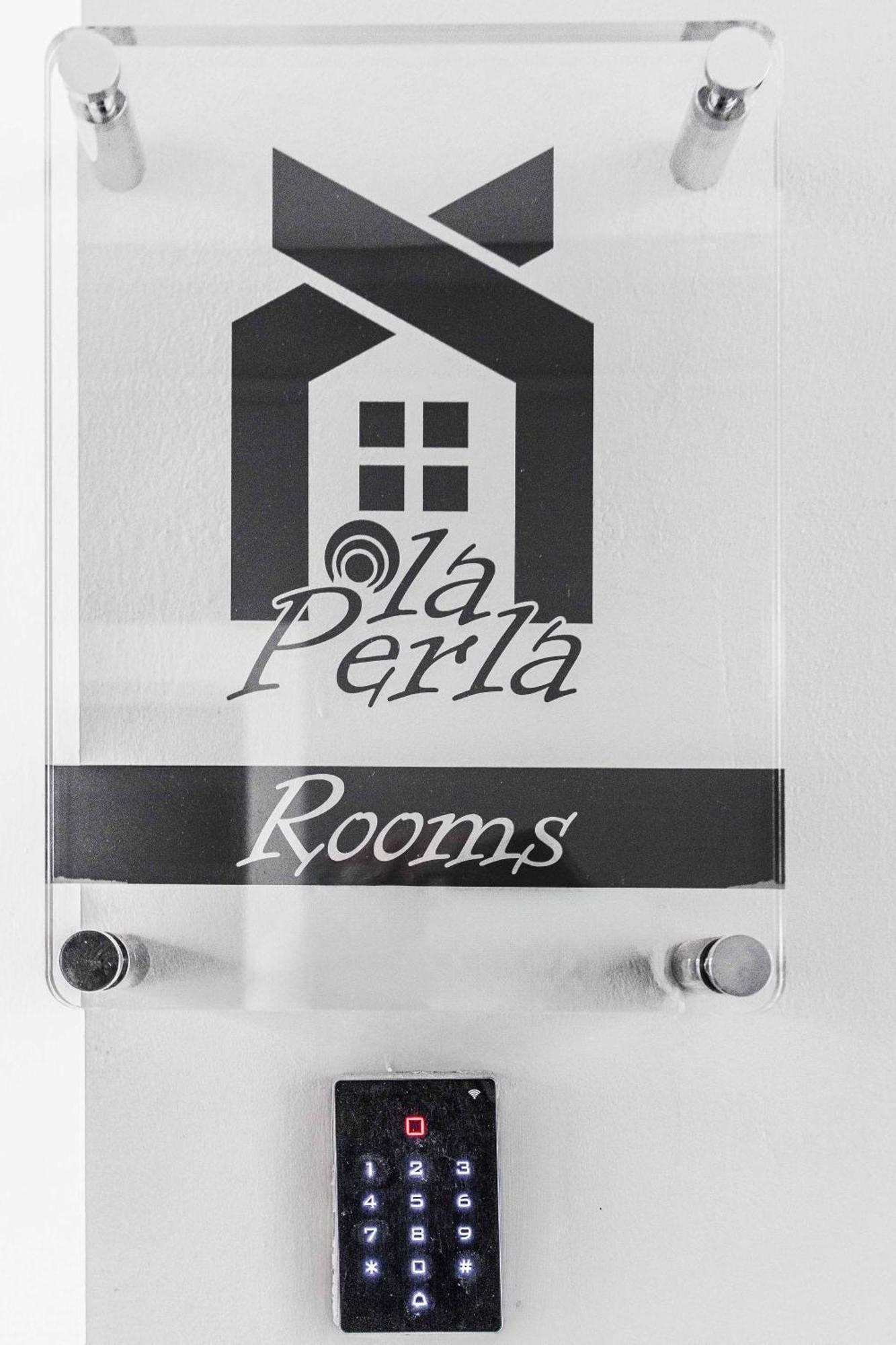 סרונו La Perla Rooms מראה חיצוני תמונה